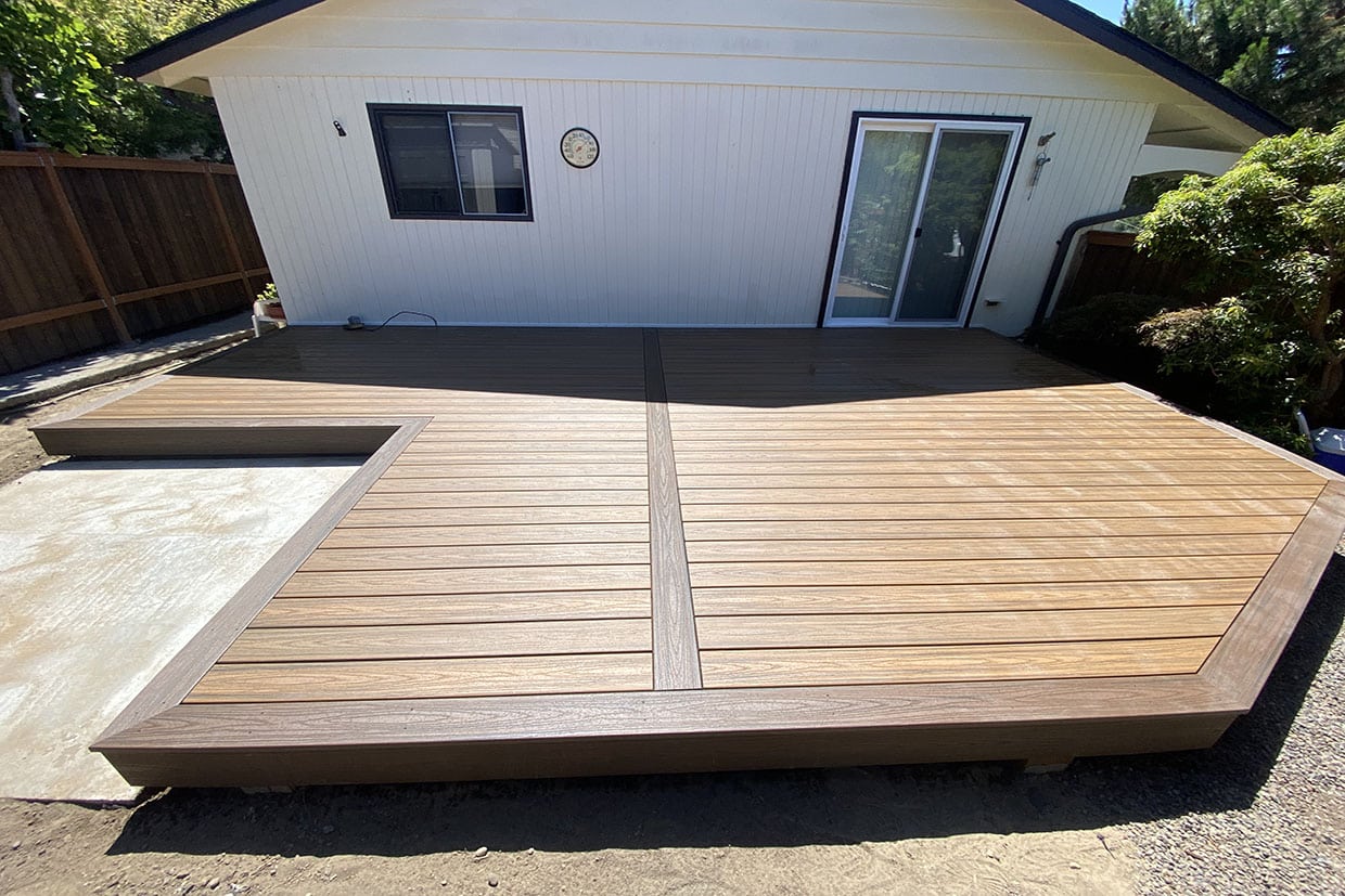 Tualatin Deck Builder 9